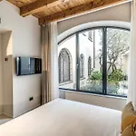Seety Porta Romana Statue شقة ميلان