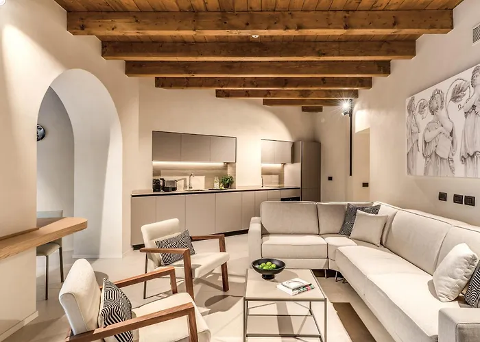 Apartman Seety Porta Romana Statue *