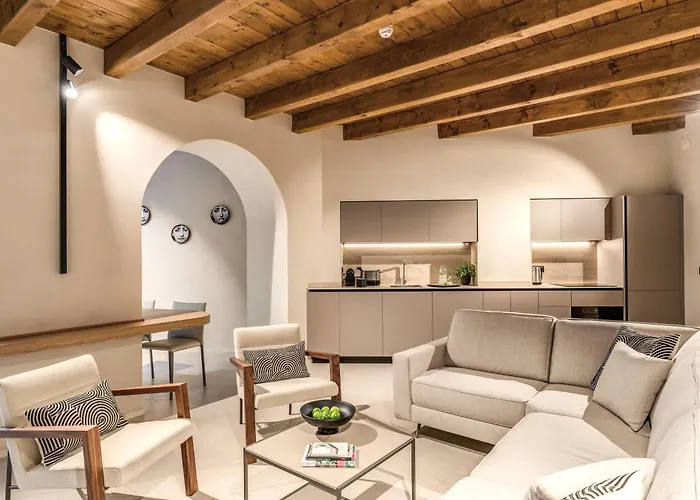 Seety Porta Romana Statue Apartman *