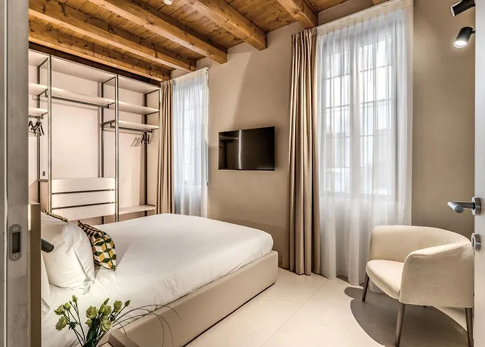 Seety Porta Romana Statue Apartman Milánó