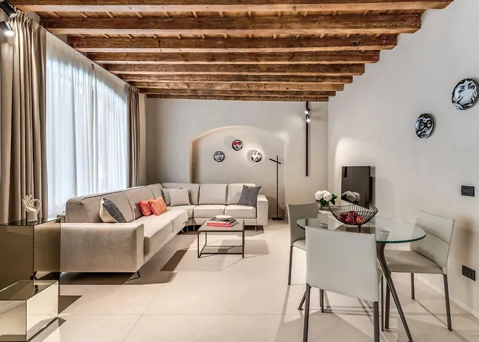 Apartman Seety Porta Romana Statue