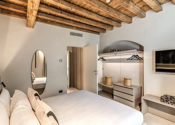 Apartman Seety Porta Romana Statue *