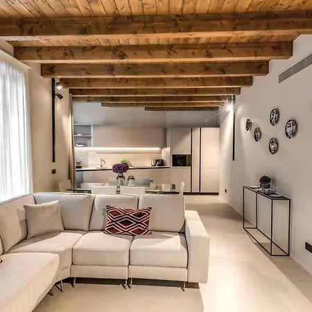Apartman Seety Porta Romana Statue *